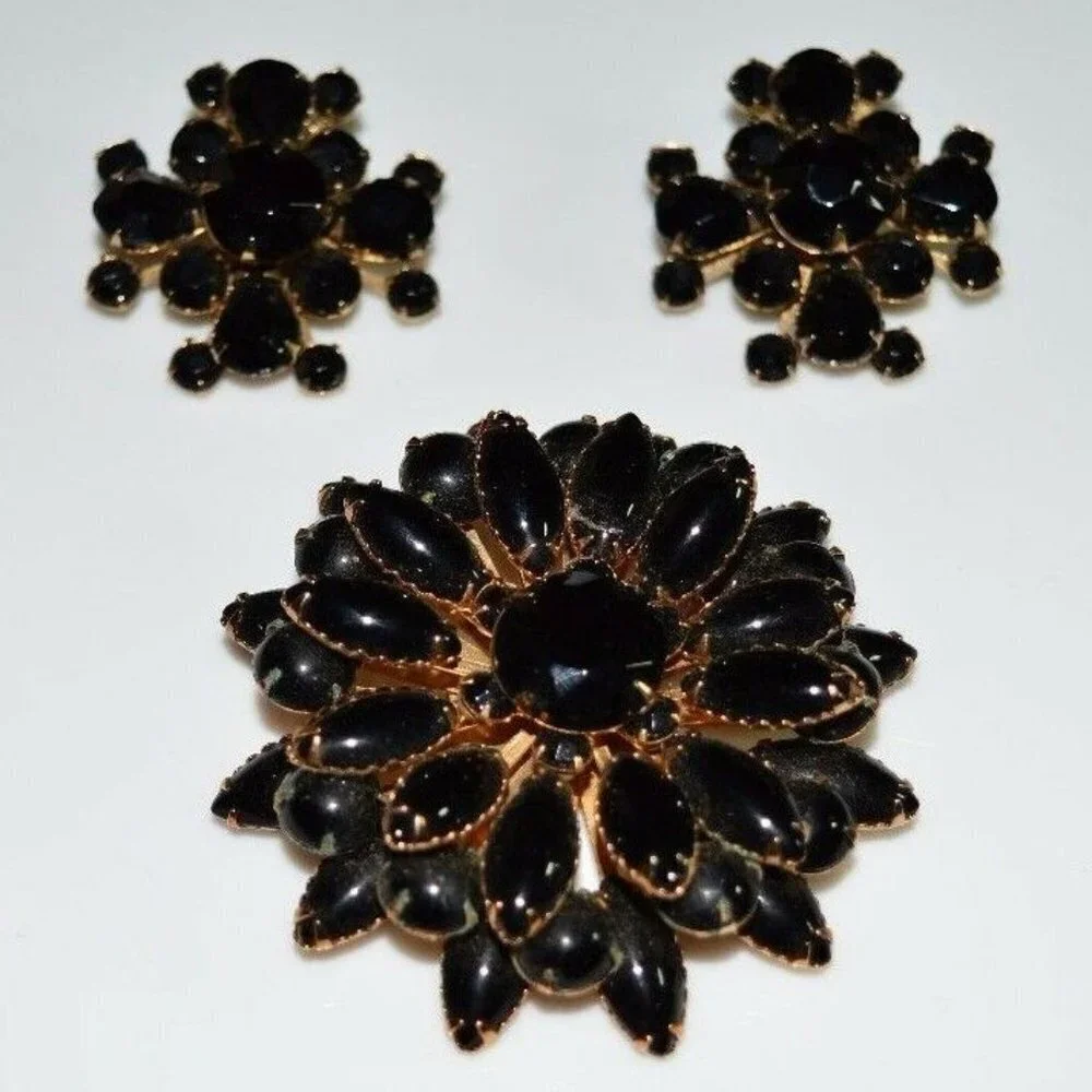 Gold Tone Large Black Glass Rhinestone Flower Set